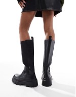 chunky high knee boot in black