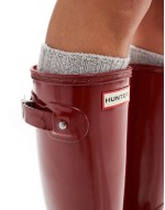 tall gloss wellington boot in red