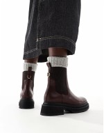Becky chunky mid ankle chelsea boots in burgundy