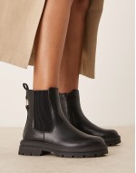 PU chunky chelsea boot in black