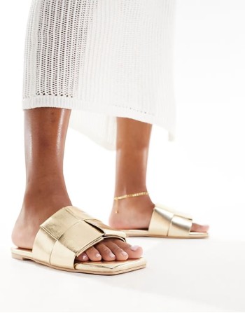weave slides in gold