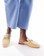 mule loafer in beige