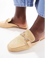mule loafer in beige