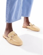 mule loafer in beige